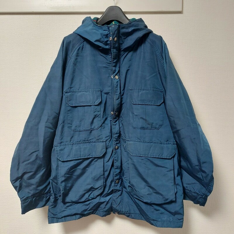 80年代 USA製 Woolrich ウールリッチ マウンテンパーカー ジャケット アウター ネイビー 紺色 (L) 中古 古着 05C0902mel