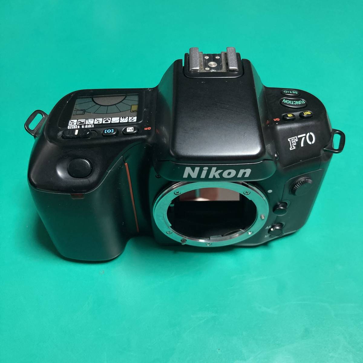 ★ Nikon F70 ジャンク品 R00902