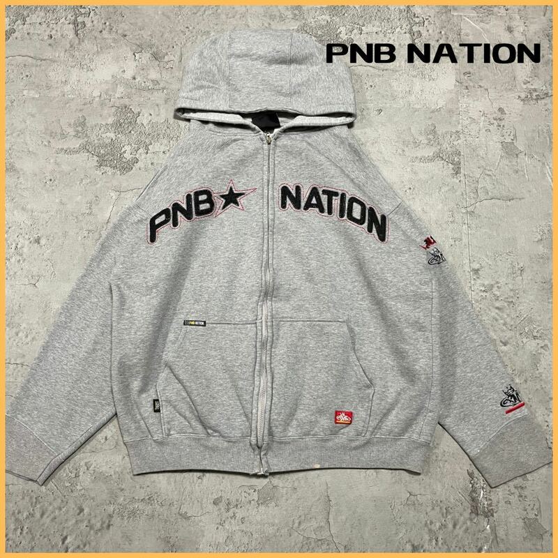 PNB NATION ピーエヌビー パーカー スウェット トレーナー ビッグロゴ 刺繍ロゴ ビッグシルエット ジップアップ サイズXL USA企画 玉FL2506