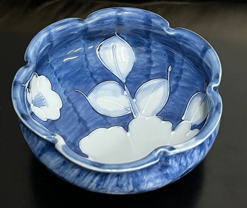 美濃焼 水峰窯（18cm）瀬戸染付 山茶花 花柄 花びら型 盛皿 菓子鉢/美品