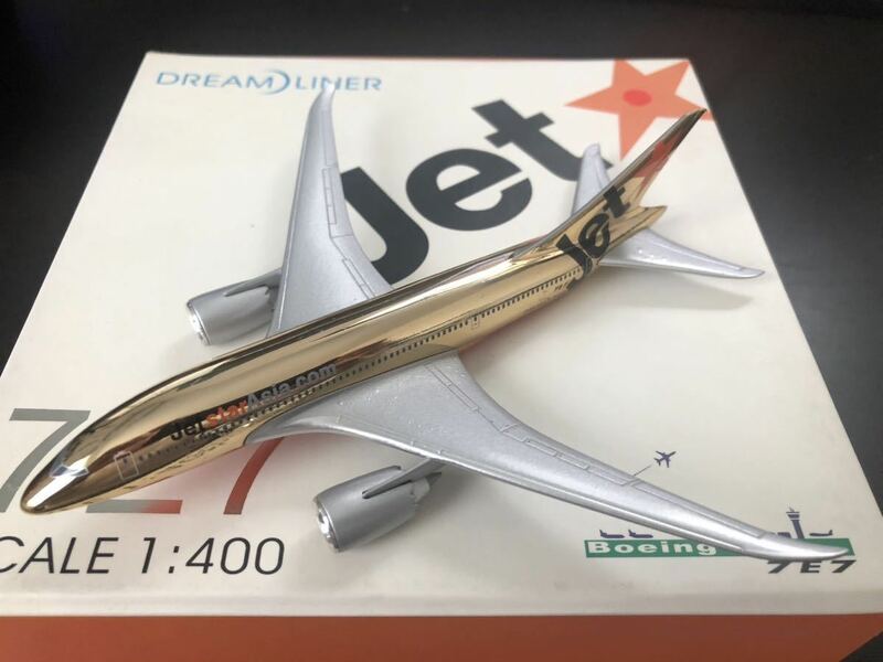 Blue Box 1/400 B7E7 架空機 Jet Star 希少なゴールド シリアルナンバー　124