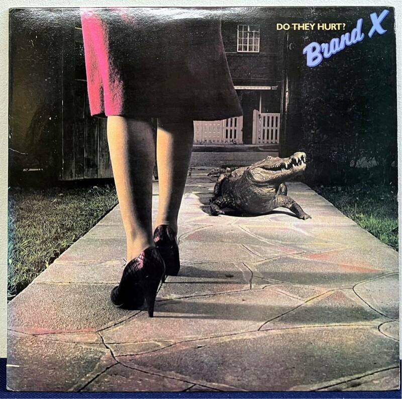 K217303▲米盤 BRAND X/Do They Hurt? LPレコード ブランドX/Passport Records/PB 9845