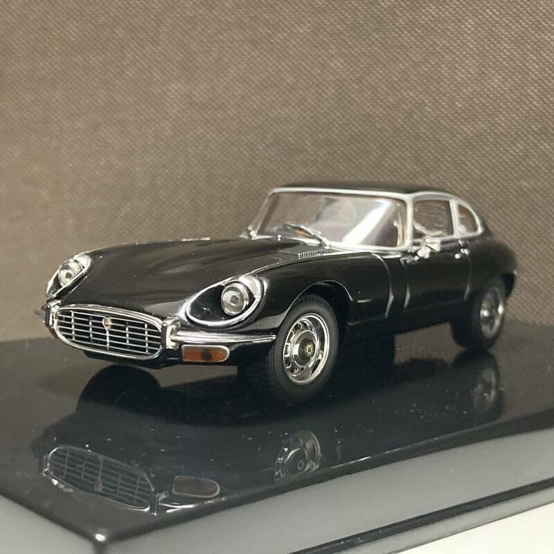 1/43 オートアート ジャガー Eタイプ クーペ シリーズⅢ ケース付き 右ミラー無 AUTOart jaguar e type coupe series 3 ミニカー ジャンク