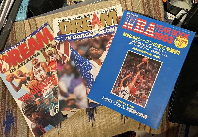 NBA YEAR BOOK 1993 & DREAM in BARCELONA & DREAM in ATLANTA OLIMPIC オリンピック　マイケルジョーダン　MICHAEL JORDAN