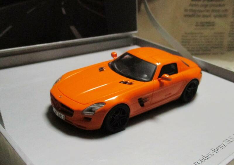 ☆レア絶版*世界500台*Spark*1/43*Mercedes-Benz SLS AMG 2010 オレンジ
