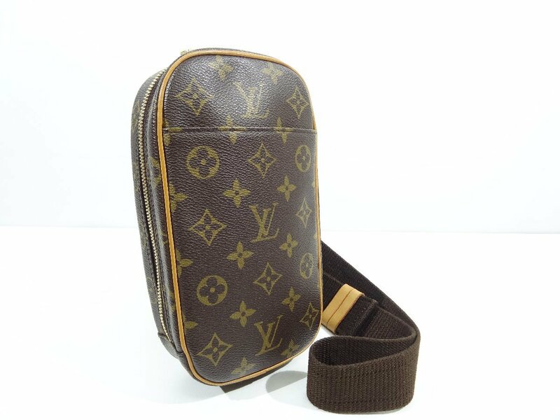 美品 ルイヴィトン モノグラム ポシェットガンジュ M51870 ボディバッグ ショルダーバッグ LOUIS VUITTON ☆Ｐ