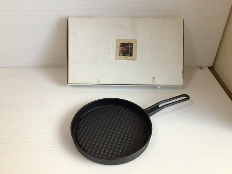C665 未使用　ステーキパン　1988年　リーダー記念品　カハラの美的料理器具　HI-SENSE フライパン　1個　箱入