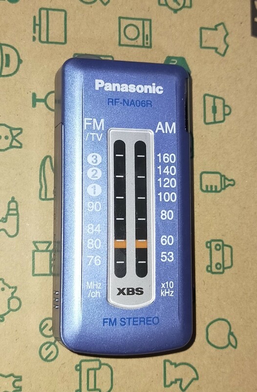 RF-NA06R Panasonic 美品 受信確認済 ポケットラジオ ライターサイズ AM FM ワイドFM 通勤 野球 競馬 防災 入院 登山 オフィス 003063