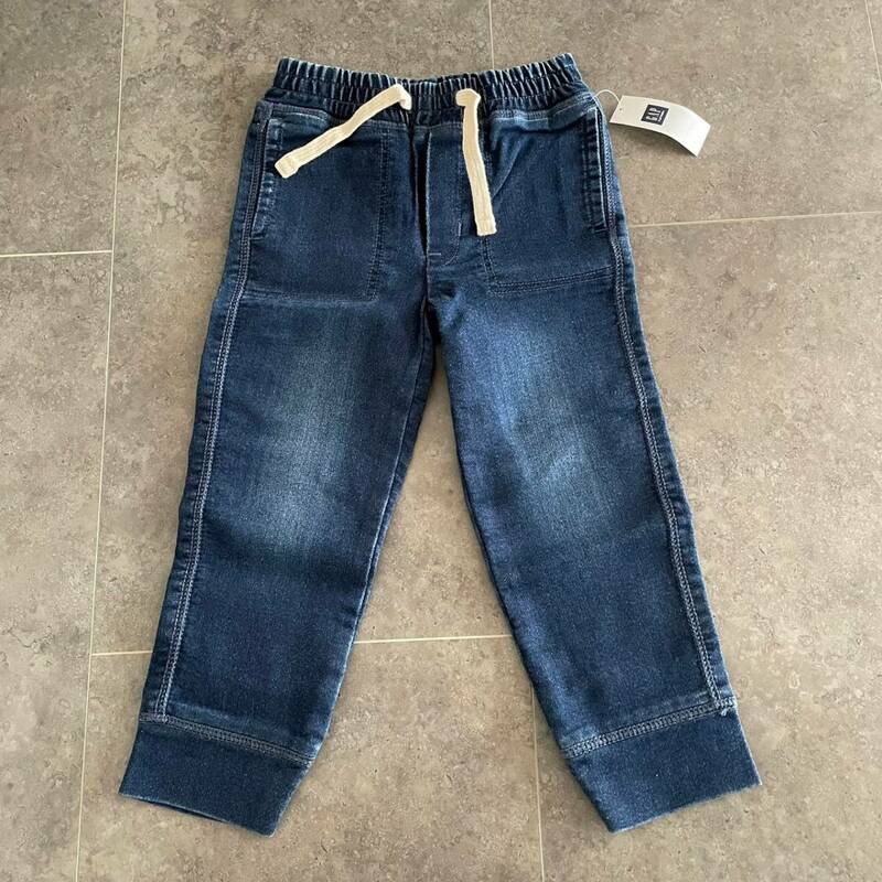 【新品】　GAP　ギャップ　デニム　ジーンズ　パンツ　ジーパン　ボトムス　スウェット　キッズ　子供　ベビー　110cm　4y　/　1056