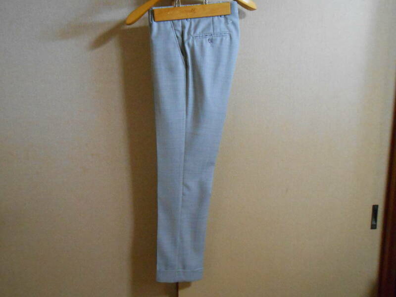 未使用（在庫品） 米国人気ブランド EPAULET　米国 New York製　万能　春夏用パンツ　US 28　W:約70cm