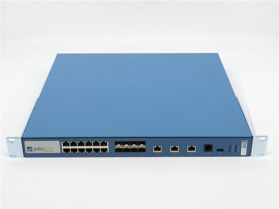 中古　Palo Alt Networks PA-3000シリーズ ファイアウォール　スイッチングハブ　 PA-3020 　送料無料