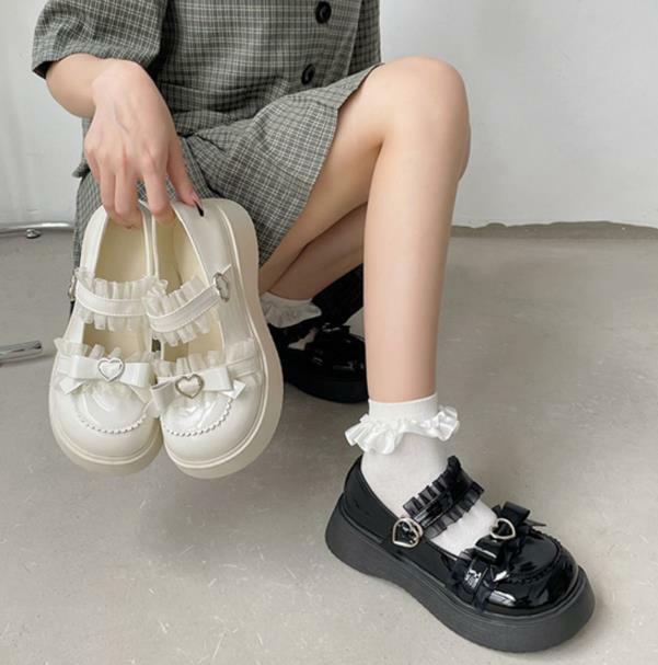 レディース　可愛い　パンプス　厚底　革靴　ロリータシューズ　ヒール4㎝　学生　女の子　x166