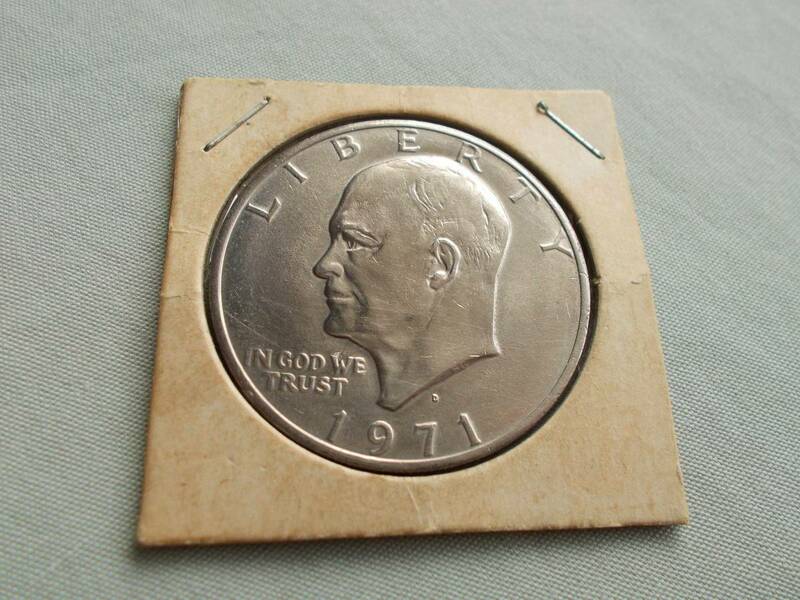 1971年　2　アメリカ　アイゼンハワー大統領　1ドル　硬貨