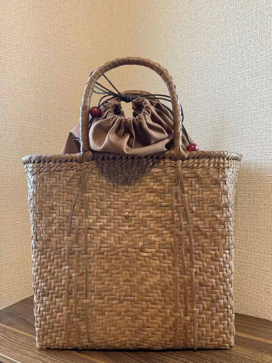 山葡萄かごバッグ　手作り　籠バッグ　網代編み　最大サイズ