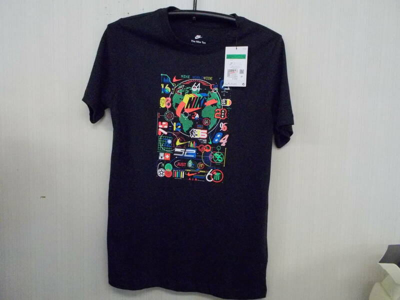 ナイキジュニア半袖Tシャツ新品（DJ6697-010）170ｃｍ（ＸＬ）