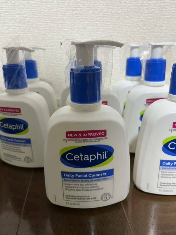 新品17個セット：Cetaphil, デイリーフェイシャルクレンザー、237ml