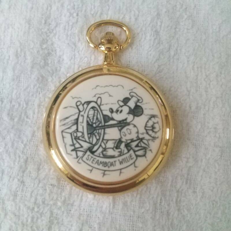 希少 蒸気船のウィリー ミッキーマウス 懐中時計