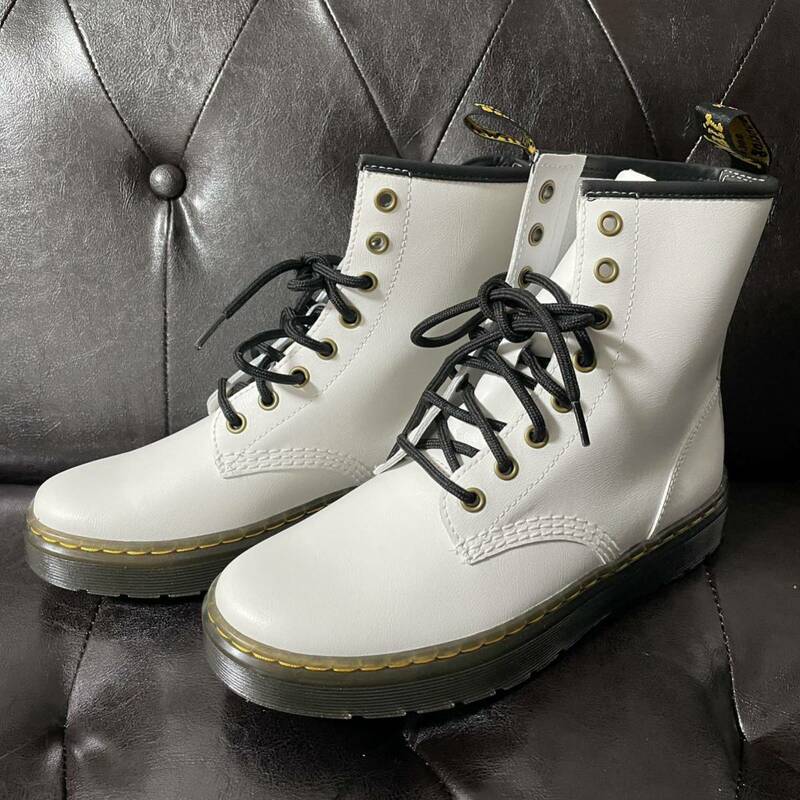 16a 新品 タグなし Dr.Martens ブーツ ドクターマーチン ８ホール 白 UK6 英国製 アメリカ購入★編み上げ 24.5cm〜25cm ８穴 WOMAN 女性