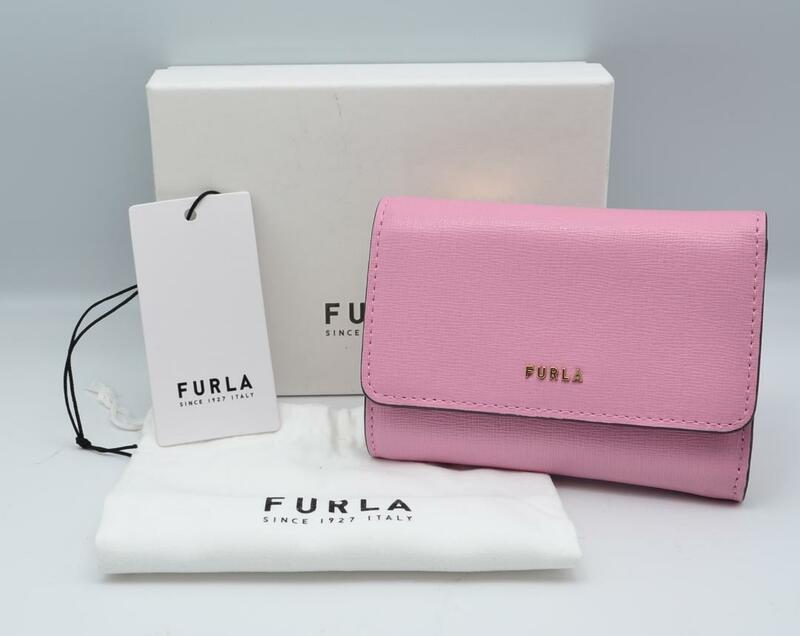 フルラ　FURLA　三つ折り財布　レザー　ピンク　箱付・袋付き