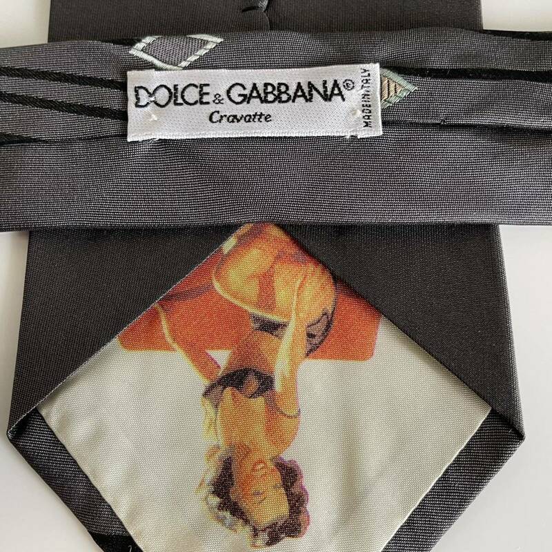 Dolce & Gabbana(ドルチェ&ガッバーナ)ドルガバ グレー凪ネクタイ