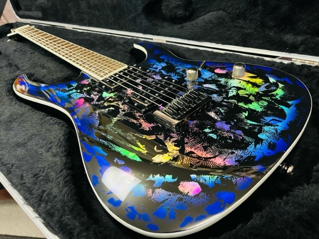 超目玉特価品！！★SPEAR GUITAR★虹色に輝くグラディウスモデル！!★コイルタップ機能搭載限定1本入荷！！
