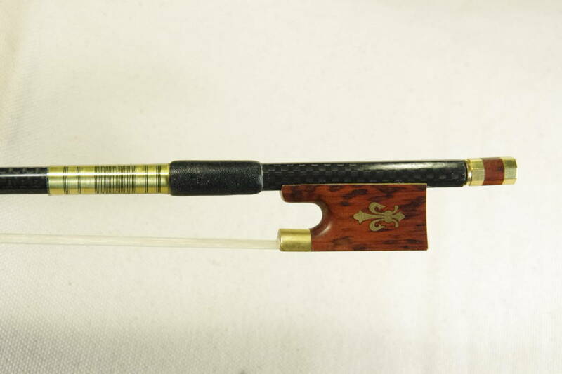 カーボンファイバー　スネークウッドフロッグ　バイオリン弓　63.3g