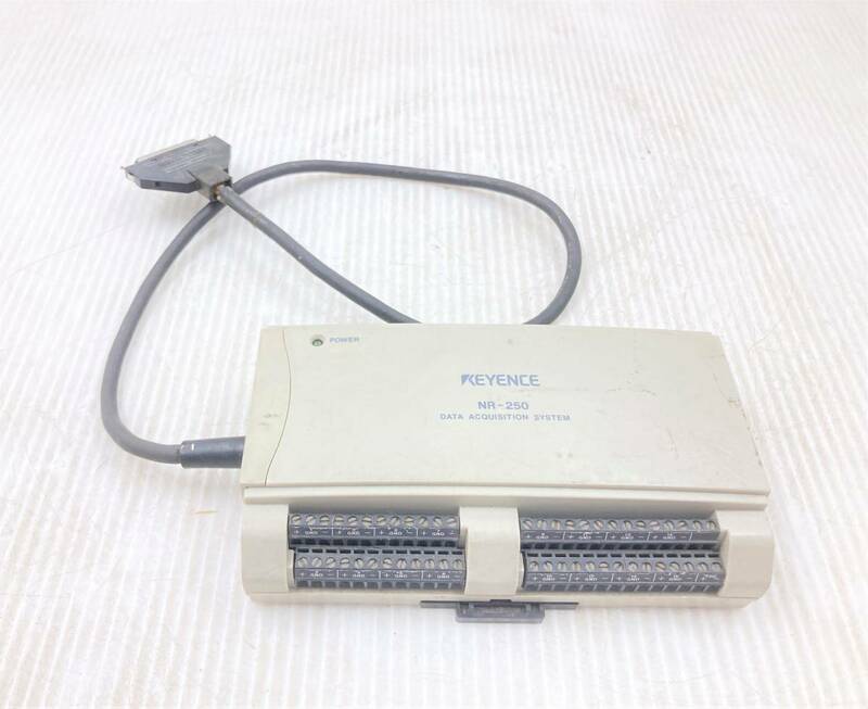 ●KEYENCE　NR-250　PCカード型温度データ収集システム　本体のみ　中古品