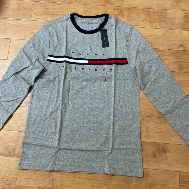 TOMMY HILFIGER クルーネック 丸首 ブランドロゴ ミドル丈 Tシャツ トミーヒルフィガー ユニセックス　メンズサイズ　S