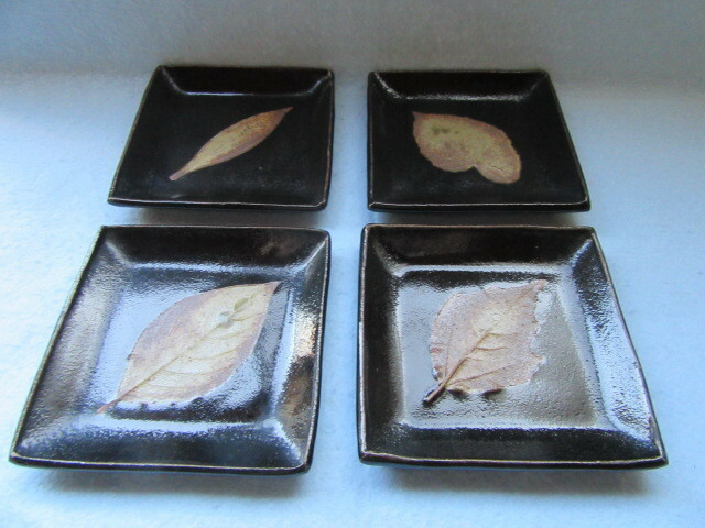 ●中里太右衛門窯　木の葉皿　銘々皿　４枚