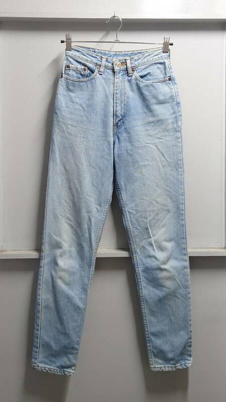 90’s Levi's W626 テーパード デニム パンツ ライトインディゴ W28 L29 ボタン裏刻印J22 ジップフライ W626-0217 リーバイス 日本製