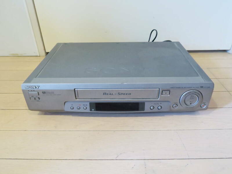 SONY■ソニー■VIDEO CASSETTE RECORDER■SLV-R100■ジャンク■VHSデッキ■ビデオデッキ