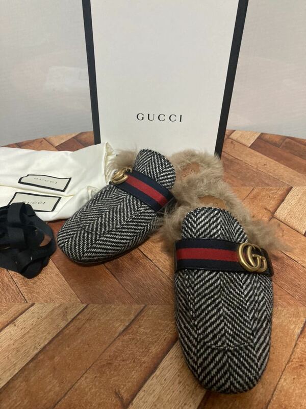 GUCCI グッチ ヘリンボーン　ファー　サンダル　6