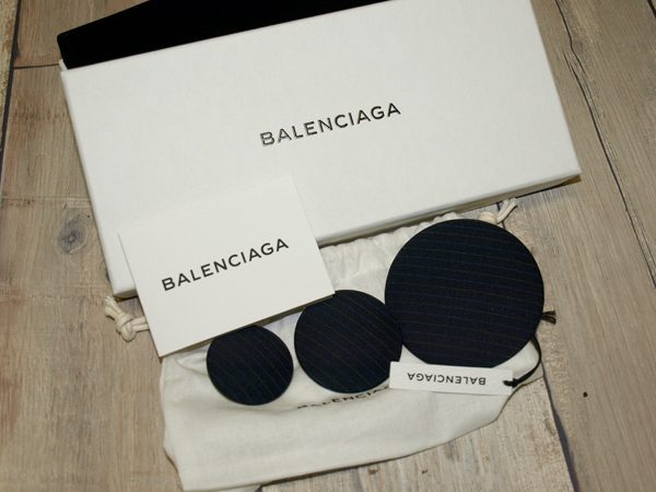 BALENCIAGA◇バレンシアガ・ボタン調デザイン ピアス◇3個セット　未使用