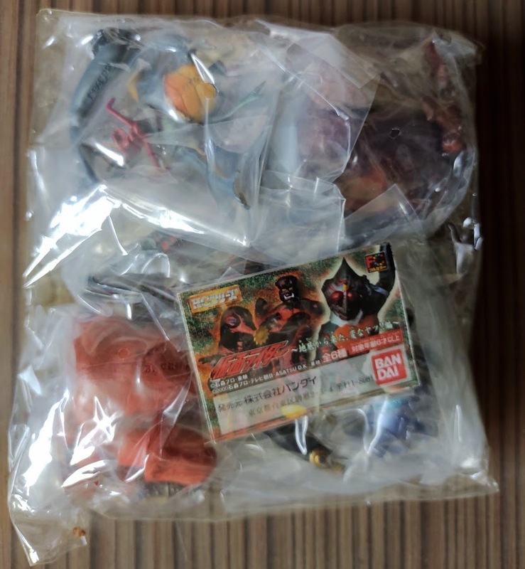 バンダイHG ガシャポン 仮面ライダー12 ～地底から来た、変なヤツ!!編～ 全６種 新品・未開封 ・ミニブック付　仮面ライダークウガ