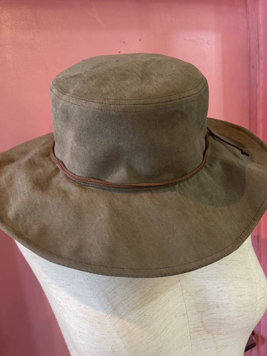 新品　アウトレット品　スエードタイプハット　カーキ