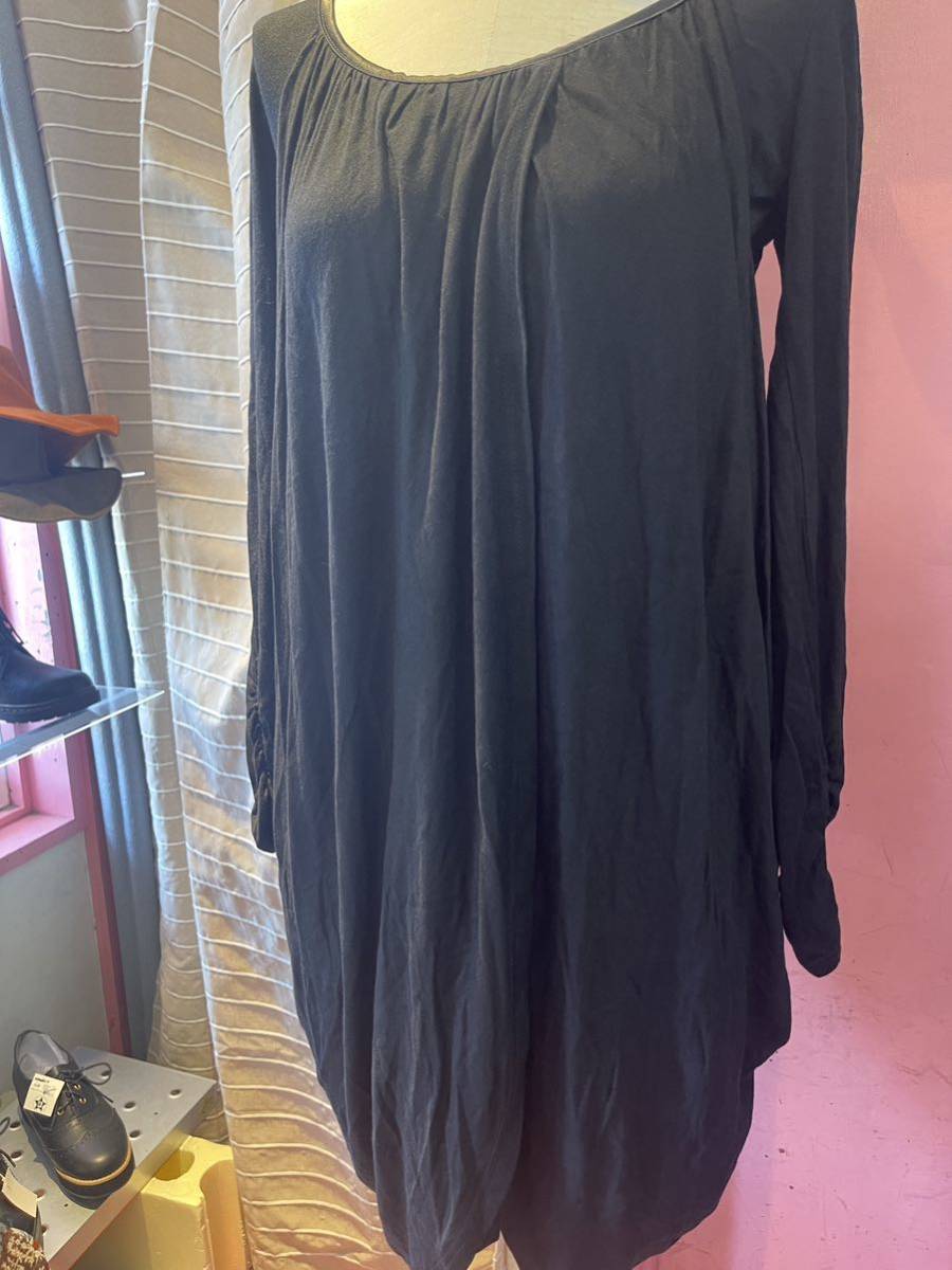 新品　アウトレット品　長袖ミニワンピース　黒　ドレープカットソー 