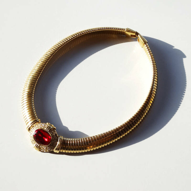 ★80s Vintage red cabochon × rhinestone design necklace