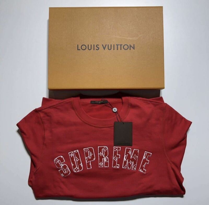 【L】新品 正規品 supreme Louis Vuitton Arc Logo Crewneck シュプリーム ルイヴィトン アーク ロゴ クルーネック レッド スウェットR1953