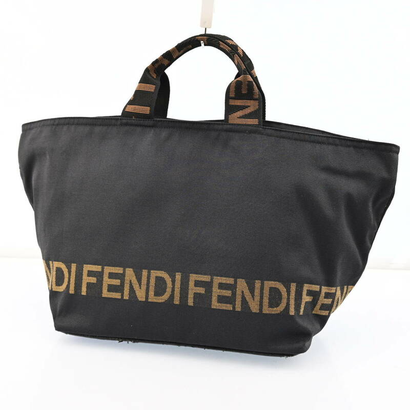 FENDI バンドバッグ ナイロンバッグ ロゴ柄 黒　ブラック　B1553G504