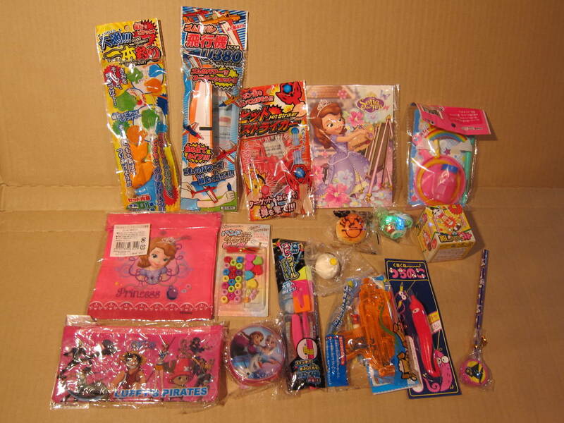 駄玩具セット　主に女の子 お祭り　くじ　景品　イベント景品 詰め合わせ　福袋