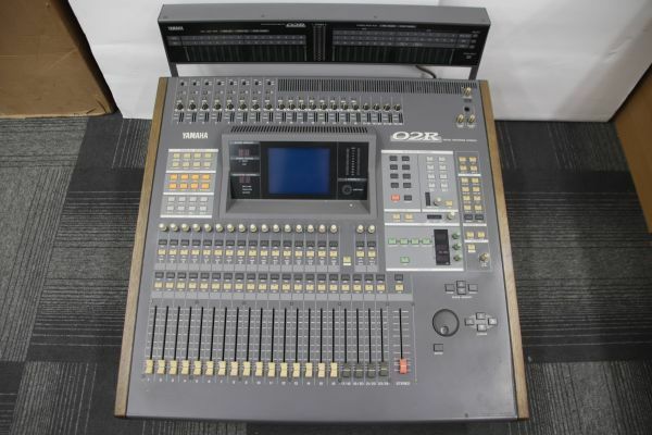 Yamaha ヤマハ 02R Digital Recording Cosole デジタルレコーディングコンソール (2030914)