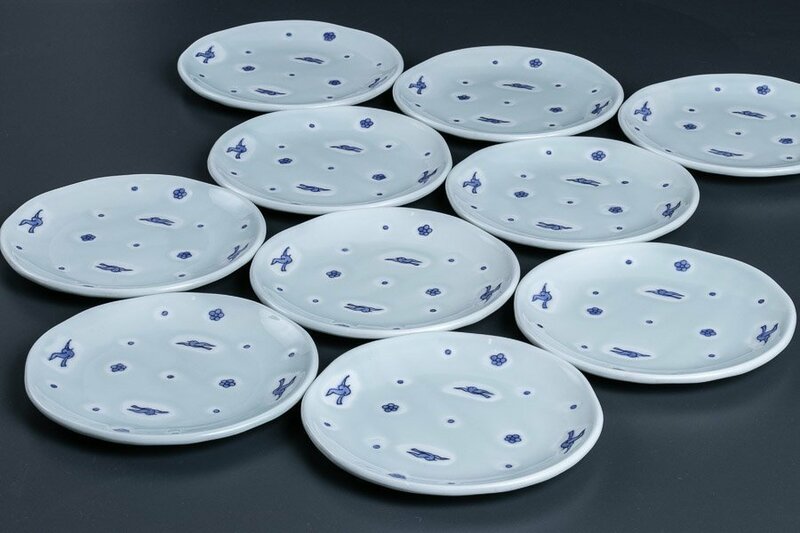 【うつわ】『 青白磁花鳥文丸皿 5寸皿 10客 10341 』 10個組 料亭 日本料理 懐石 会席 和食器 うつわ 器 焼物 陶器 磁器 陶磁器