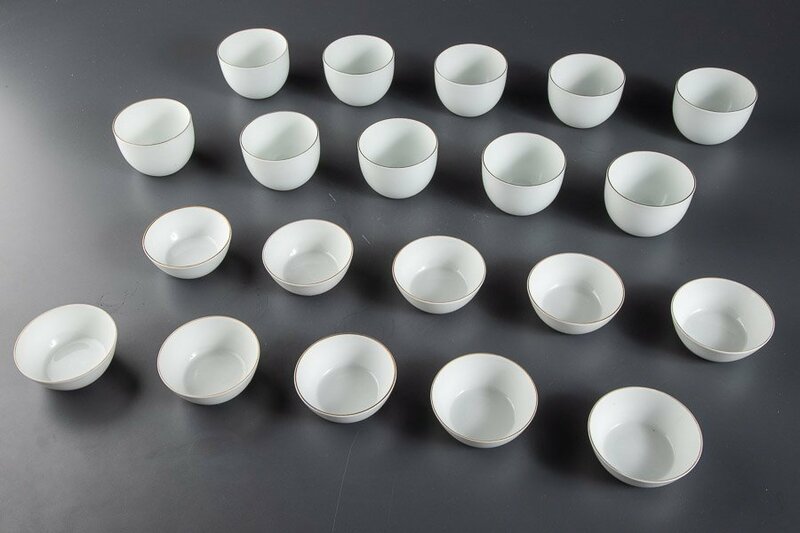 【うつわ】『 白磁小鉢 向付 20客 10915 』 20個組 料亭 日本料理 懐石 会席 和食器 うつわ 器 焼物 陶器 磁器 陶磁器
