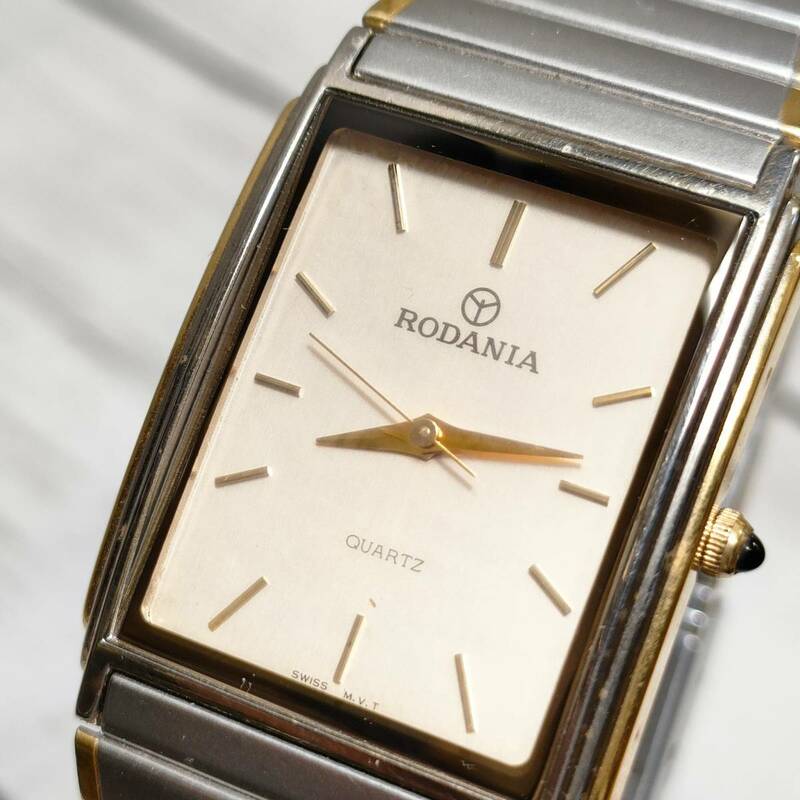 ロダニア RODANIA QUARTZ R-623 3針 アナログ クォーツ 腕時計 スクエア ゴールド文字盤 不動品 【5785