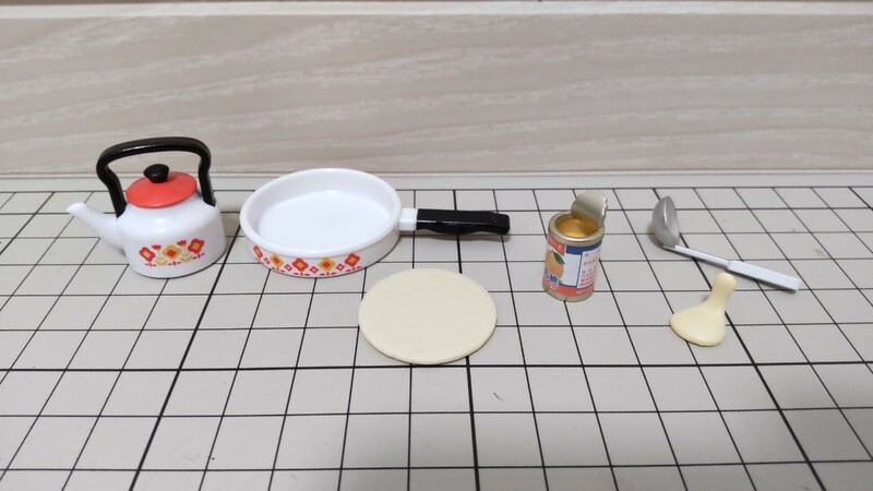 リーメント　ぷちサンプルシリーズ　昭和レトロ　おやつの時間　片づけのお手伝い　みんなで手作りクレープ　フライパン　缶詰　ミニチュア