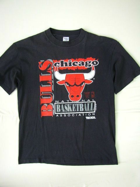 Ｎ763＊90's USA製CHICAGO BULLS シカゴブルズ オールド ヴィンテージ Tシャツ 　TRENCH　91年　NBA　オフィシャル