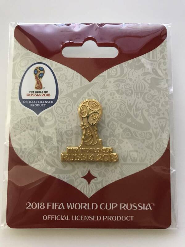 【2018 FIFA WORLD CUP RUSSIA】フィファワールドカップロシア　エンブレム　ピンバッジ 金色　新品未使用/未開封