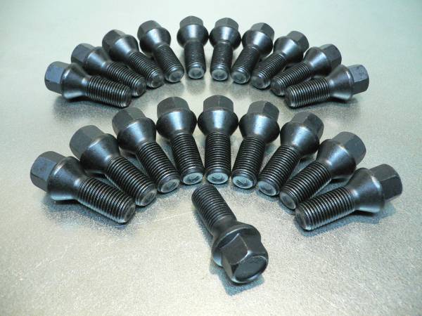 ◆◆◆BMW3シリーズ F型 ブラックホイールボルト 首下28mm 【M14ピッチ1.25】F30 F31 F34 320d・320i・328i・330i・330e・335i・340i・M3
