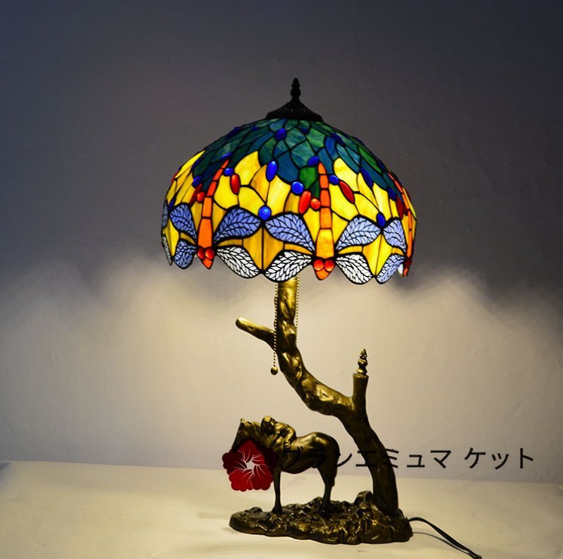 極美品★独特◆ ステンドグラス 花柄 レトロな雰囲気 ティファニー テーブルスタンド 照明 室内装飾 別荘 手作り z7