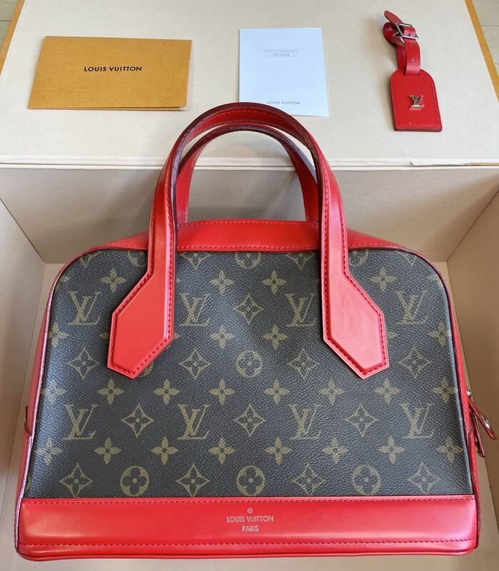 Louis Vuitton Dora PM モノグラム ハンドバッグ